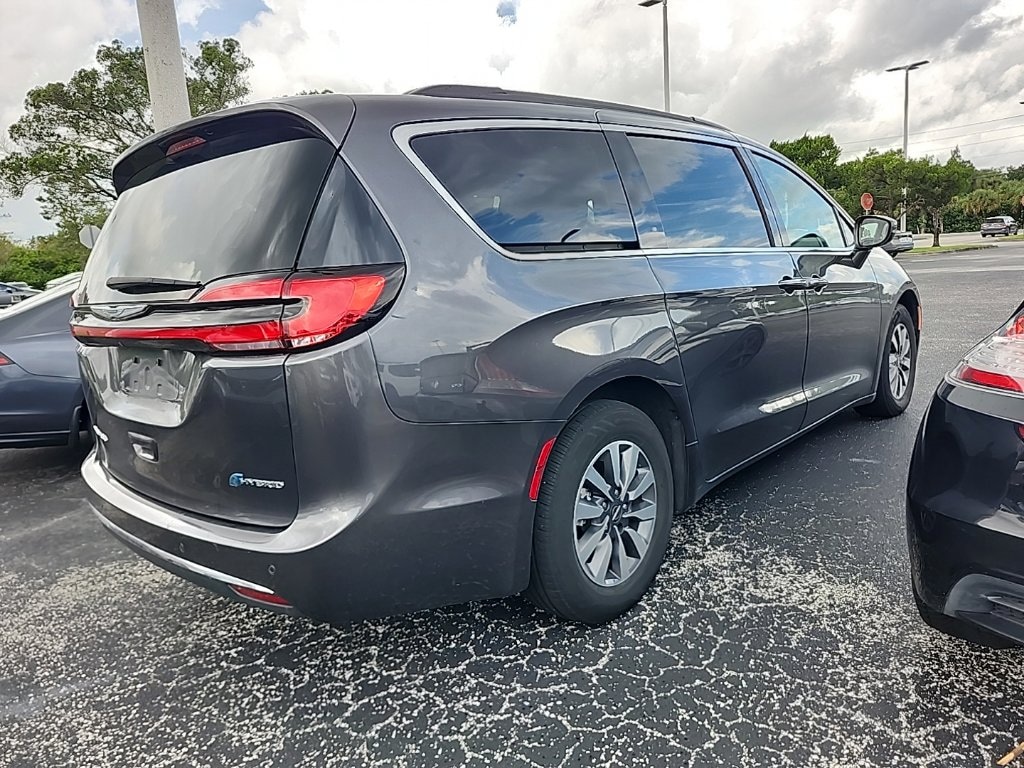 Used 2021 Chrysler Pacifica Hybrid Touring Minivan/Van