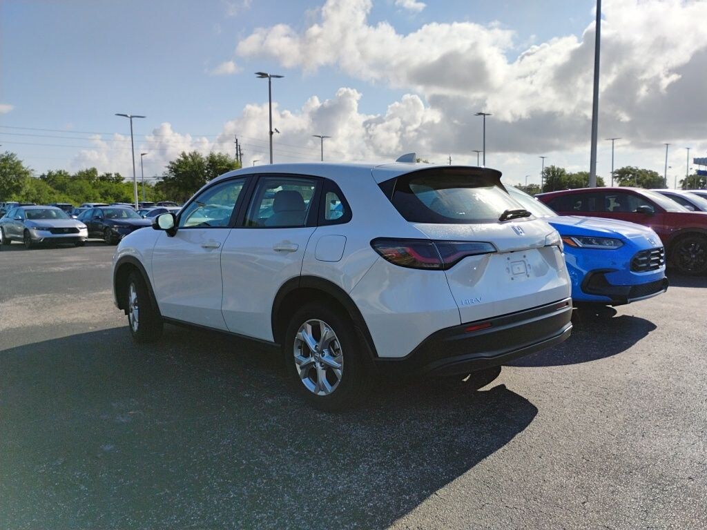 Used 2025 Honda HR-V LX SUV