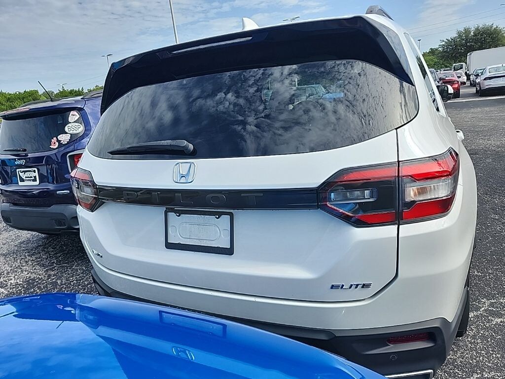 Certified 2023 Honda Pilot Elite SUV