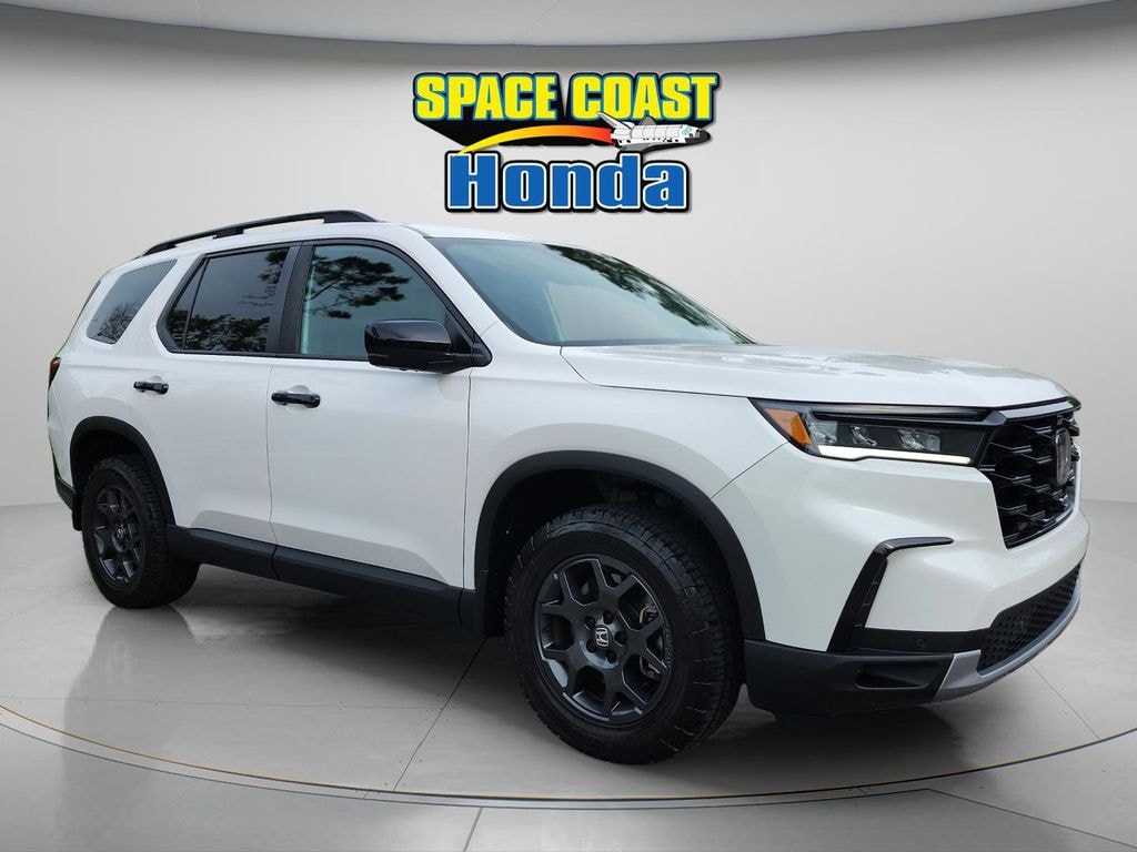 Certified 2024 Honda Pilot TrailSport SUV