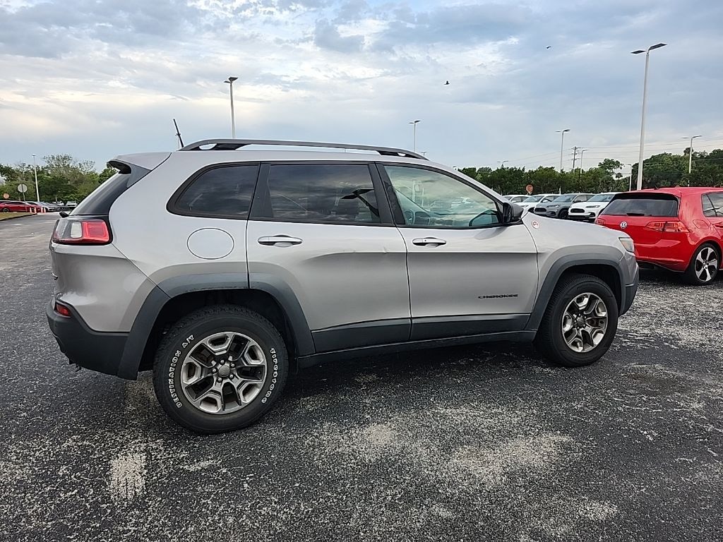 Used 2019 Jeep Cherokee Trailhawk SUV