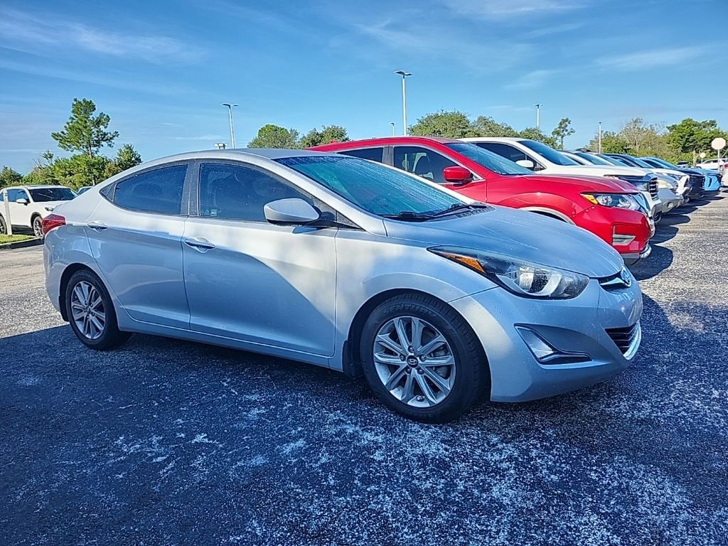 Used 2014 Hyundai Elantra SE Sedan
