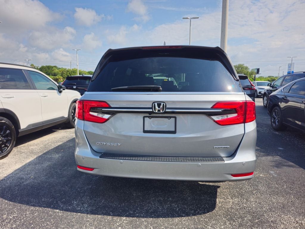 Used 2023 Honda Odyssey Touring Minivan/Van