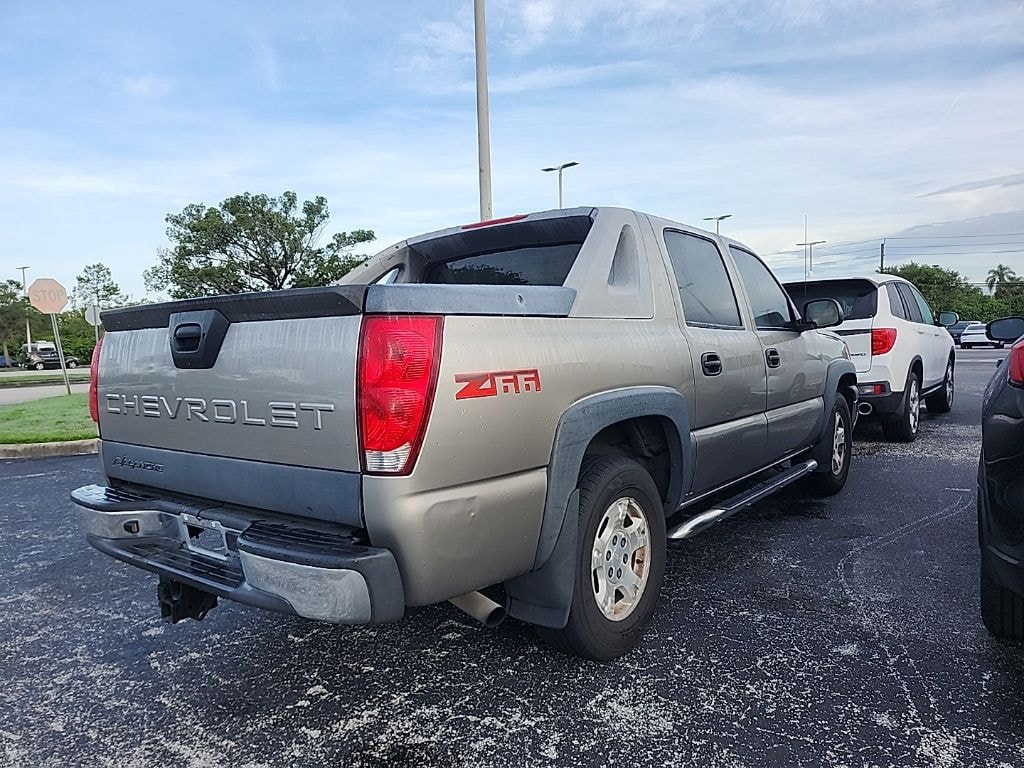 Used 2003 Chevrolet Avalanche 1500 Base Truck