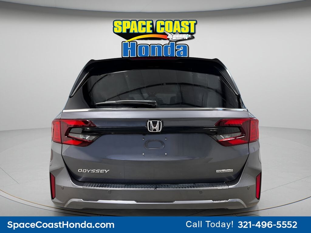 New 2026 Honda Odyssey Touring Minivan/Van