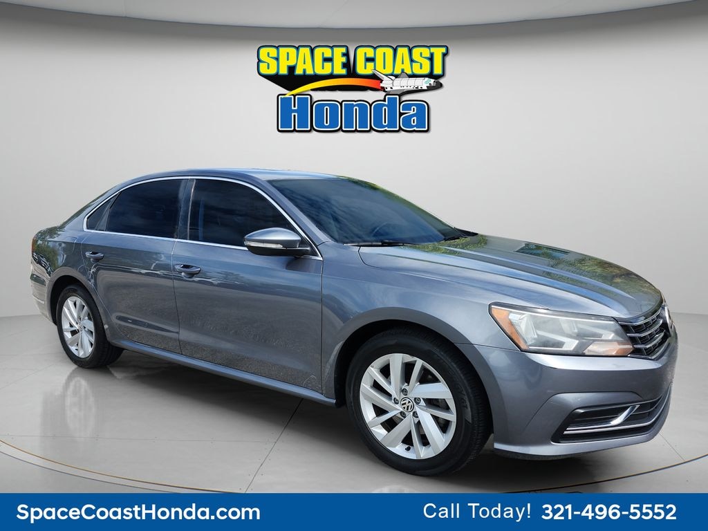 Used 2018 Volkswagen Passat 2.0T SE Sedan