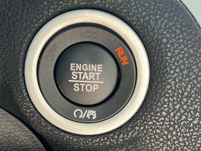2023 Chrysler 300 Touring - Photo 21