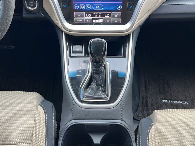 2020 Subaru Outback Premium - Photo 15