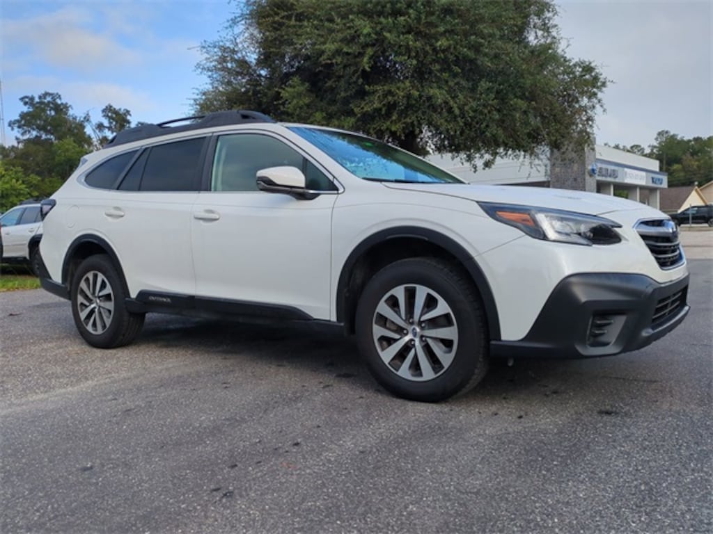 Used 2021 Subaru Outback Premium SUV