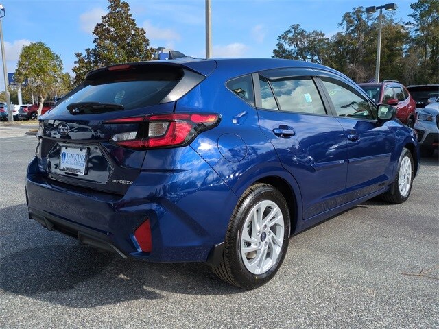 2025 Subaru Impreza Base photo 4