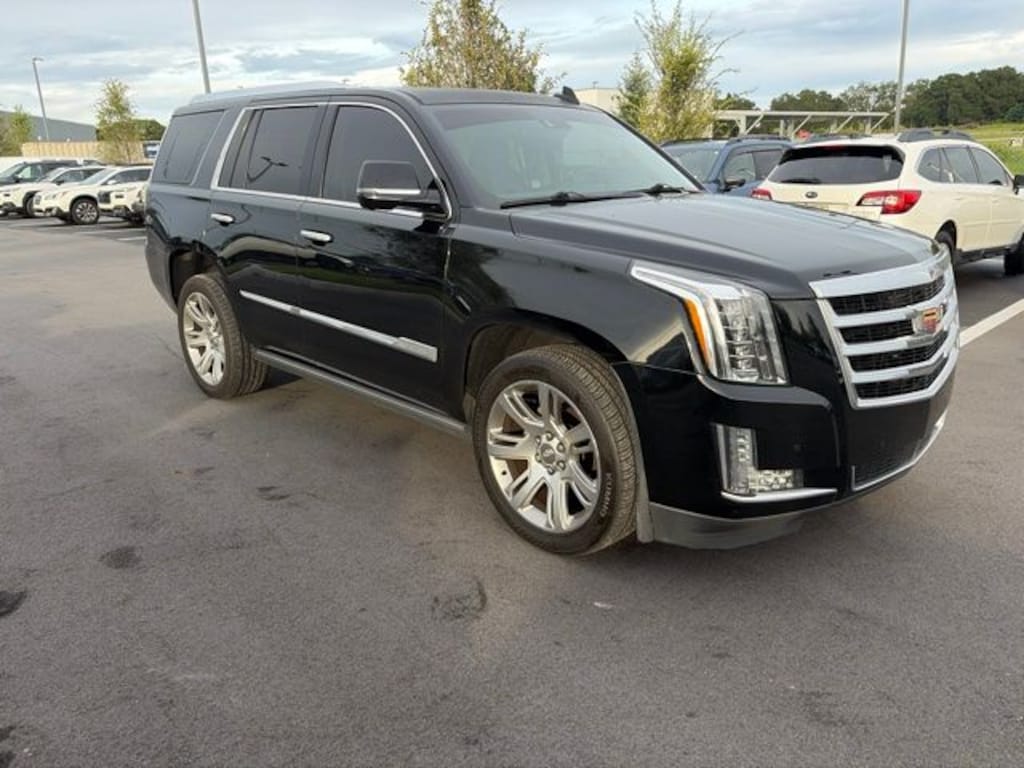 Used 2015 Cadillac Escalade Premium SUV