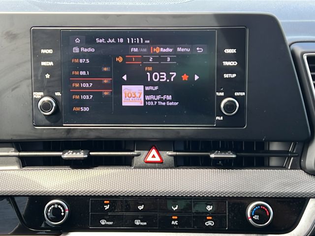 2024 Kia Sportage LX - Photo 14