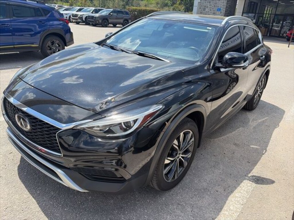 Used 2019 INFINITI QX30 Luxe SUV