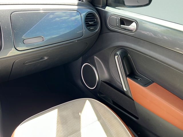 2016 Volkswagen Beetle S - Photo 16