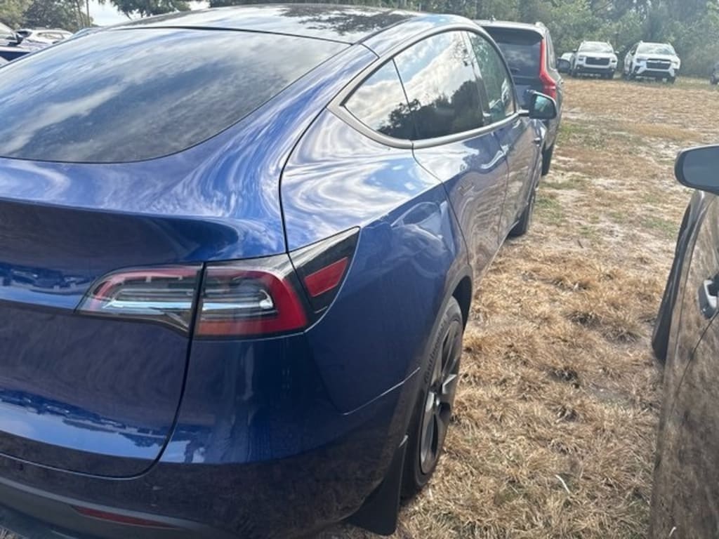 Used 2024 Tesla Model Y Long Range SUV