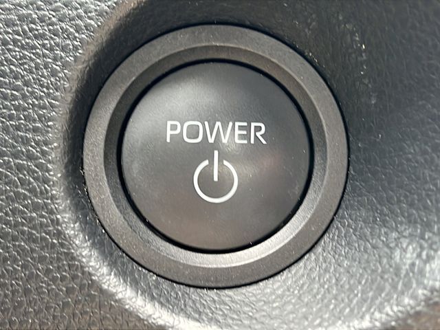2024 Toyota Corolla Cross S - Photo 22