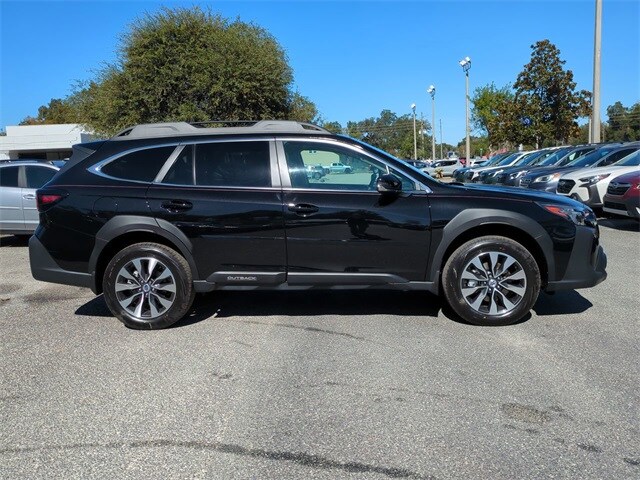 2025 Subaru Outback Limited photo 3