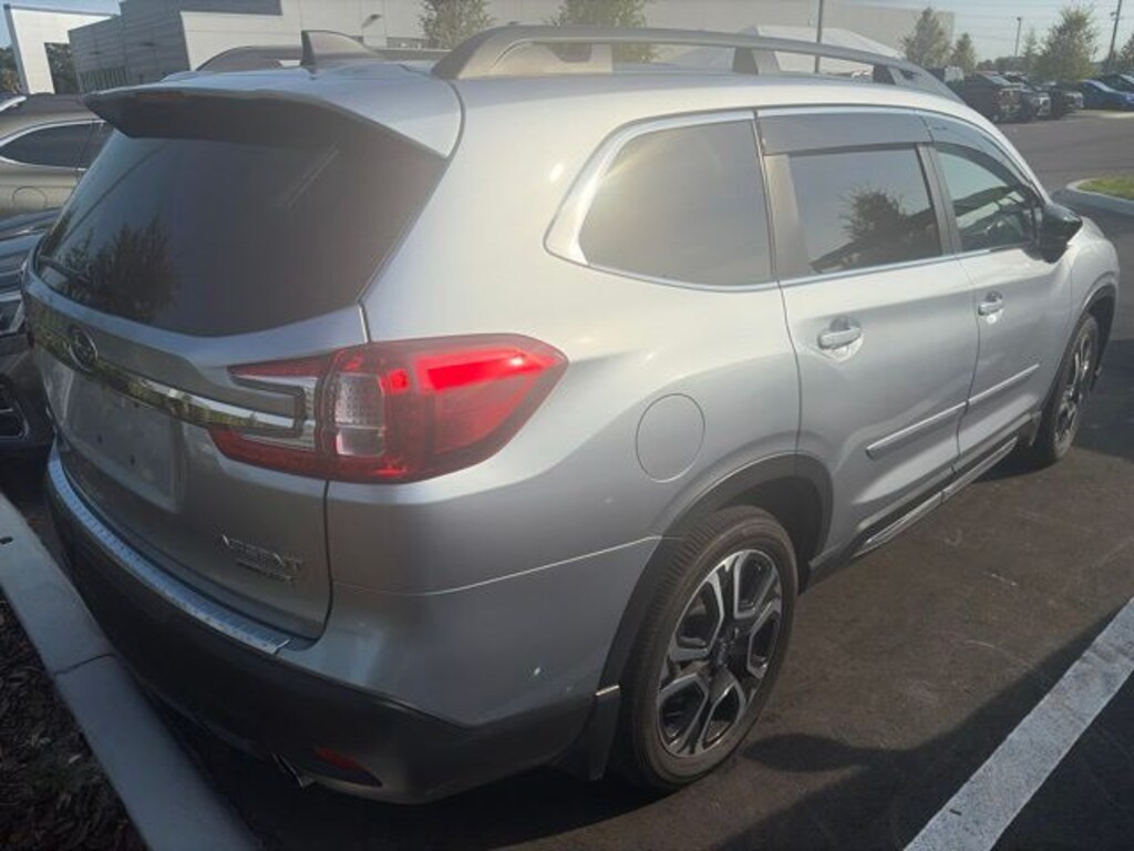 Used 2024 Subaru Ascent Limited SUV