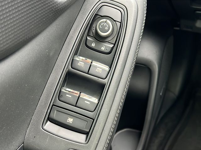 2023 Subaru Forester Touring - Photo 21