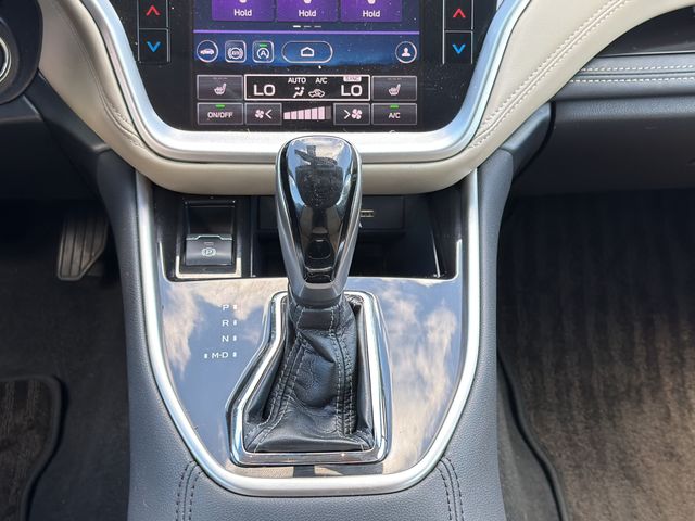 2020 Subaru Outback Limited - Photo 15