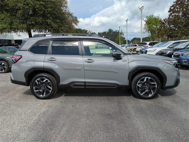 2025 Subaru Forester Limited photo 3