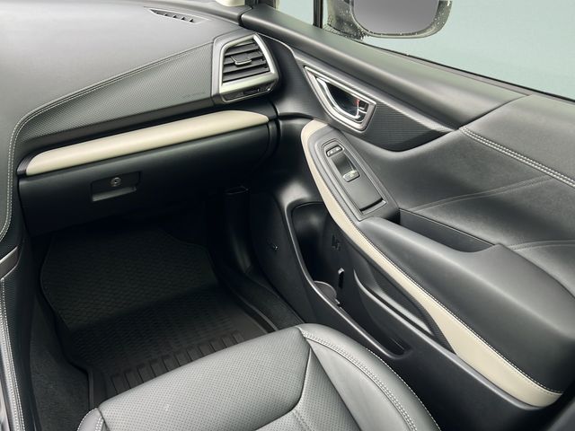 2022 Subaru Forester Limited - Photo 15