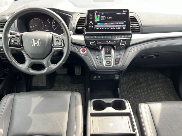 2025 Honda Odyssey EX-L - Photo 13