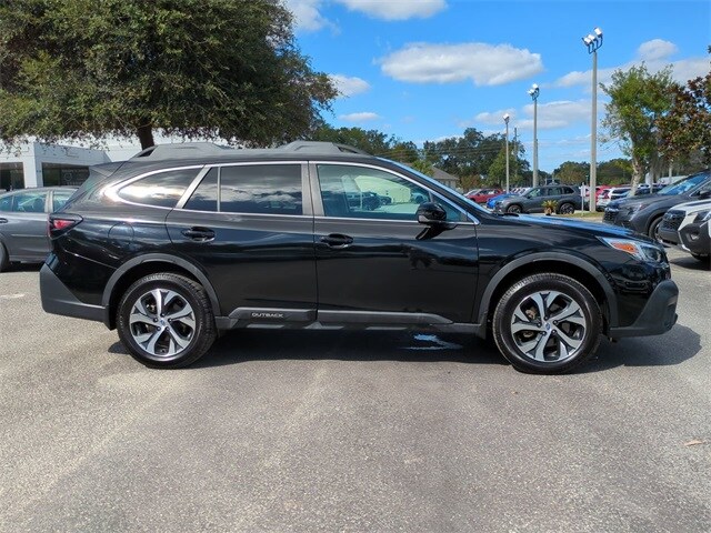 2020 Subaru Outback Limited photo 3