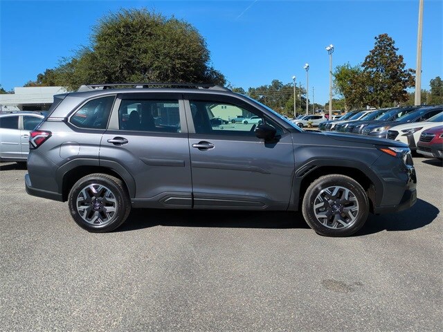 2026 Subaru Forester Base photo 3