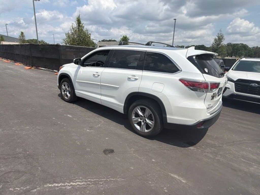 Used 2015 Toyota Highlander Limited SUV