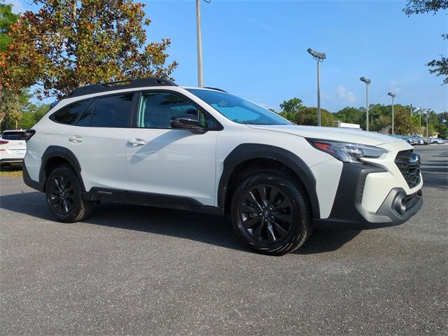 2024 Subaru Outback Onyx Edition photo 2