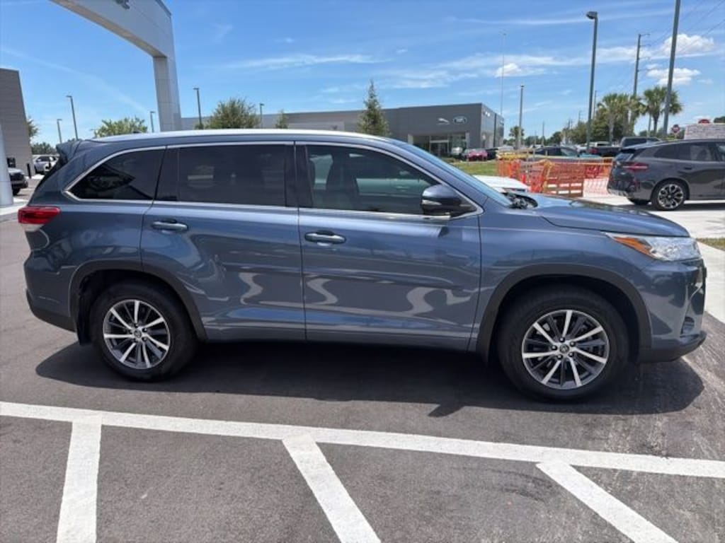 Used 2018 Toyota Highlander XLE SUV