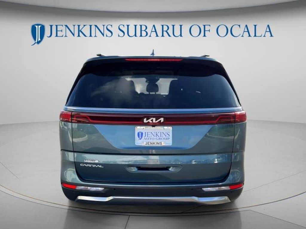 Used 2023 Kia Carnival SX Prestige Minivan/Van