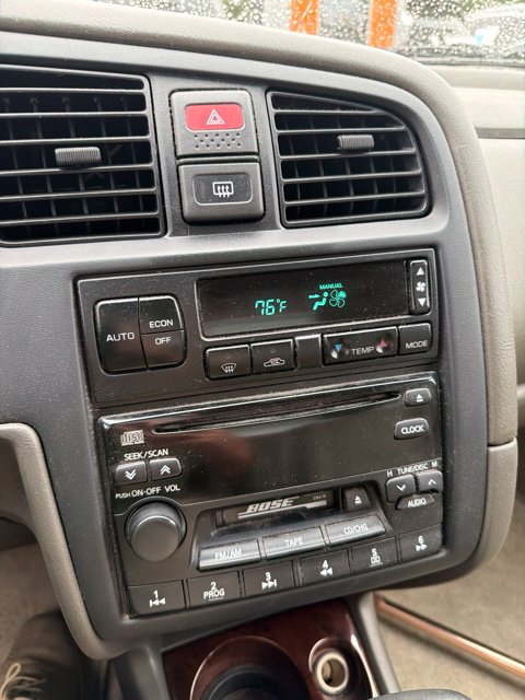 Used 2002 INFINITI G20 Luxury Sedan