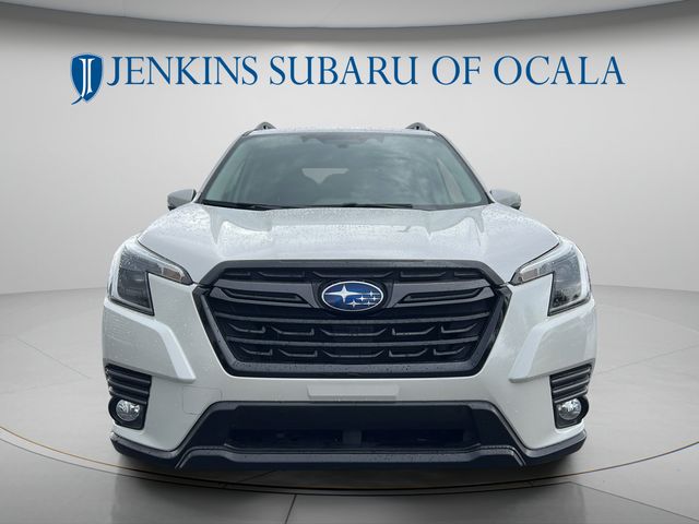 2022 Subaru Forester Limited - Photo 8