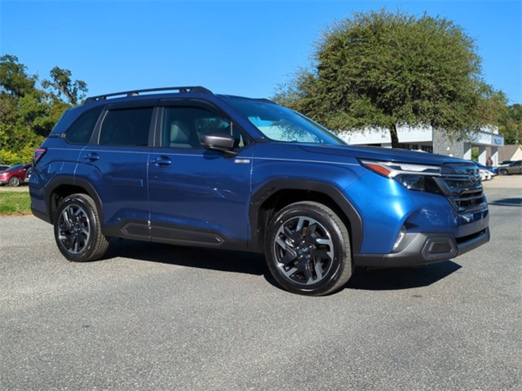 New 2025 Subaru Forester Hybrid Limited SUV