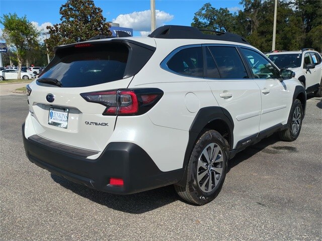 2025 Subaru Outback Premium photo 2