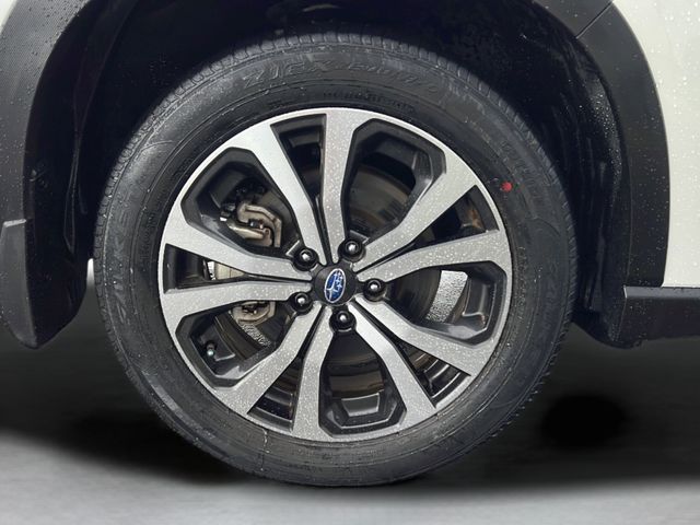 2022 Subaru Forester Limited - Photo 10
