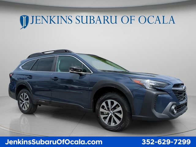 2025 Subaru Outback Premium's photo