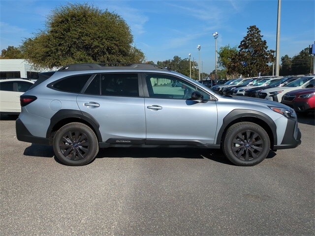 2025 Subaru Outback Onyx Edition XT photo 3