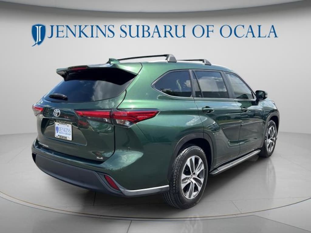 Used 2023 Toyota Highlander XLE SUV