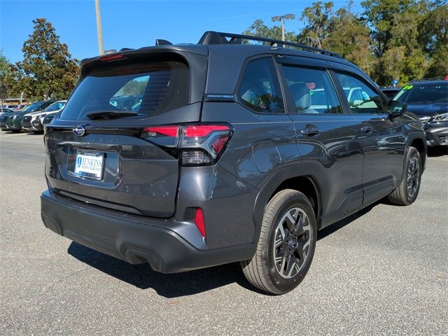 2026 Subaru Forester Base photo 4