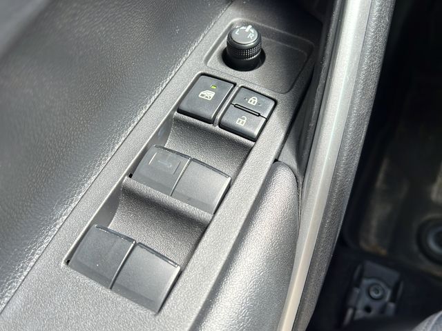 2024 Toyota Corolla Cross S - Photo 18