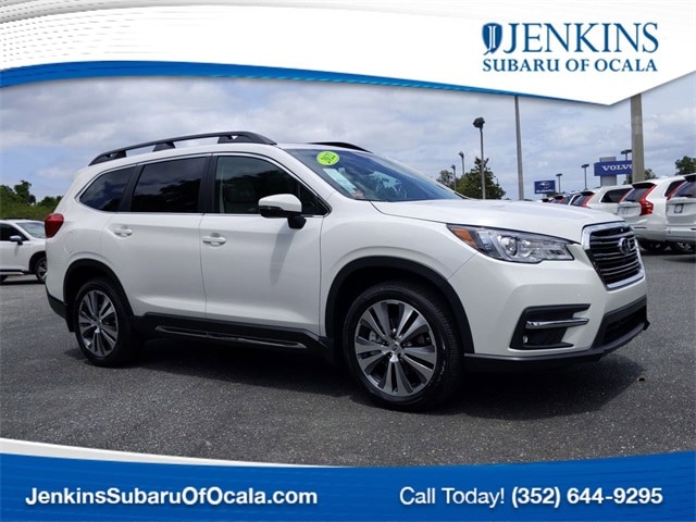 2022 Subaru Ascent Limited's photo