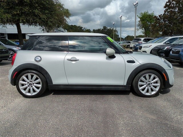 2019 Mini Cooper Hardtop S photo 3