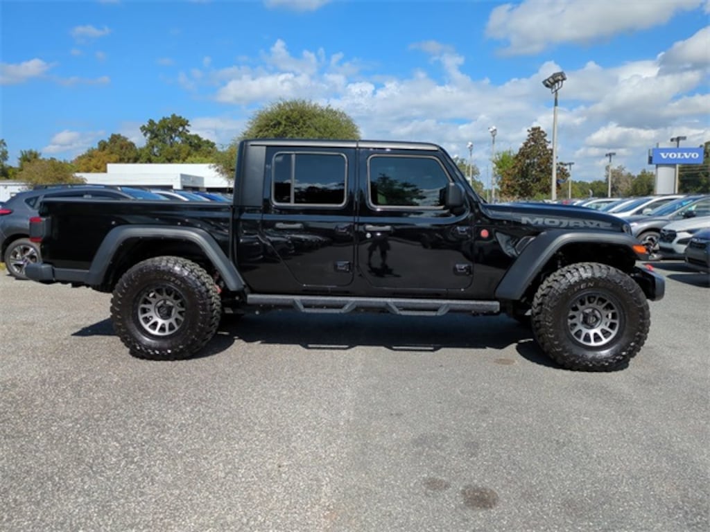 Used 2024 Jeep Gladiator Mojave Truck