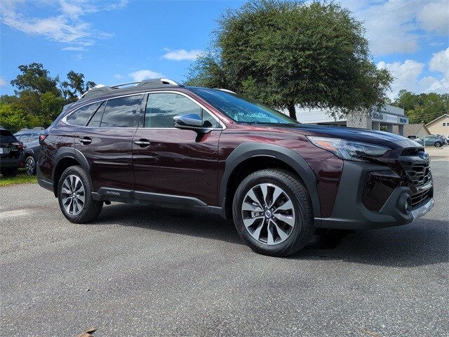 2025 Subaru Outback Touring photo 2