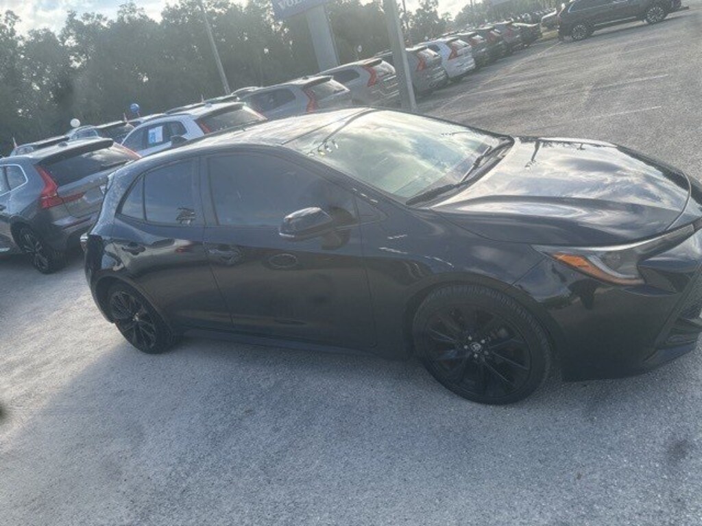 Used 2020 Toyota Corolla Hatchback SE Nightshade Edition Hatchback