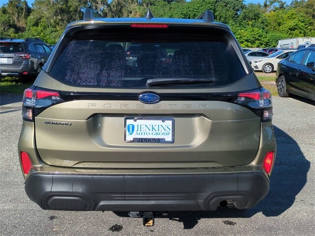2025 Subaru Forester Premium Base photo 3