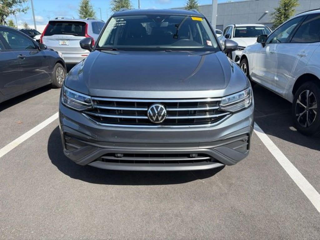 Used 2024 Volkswagen Tiguan 2.0T SE SUV